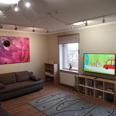 Family Or Group Apartment In Green Center Riga Buitenkant foto