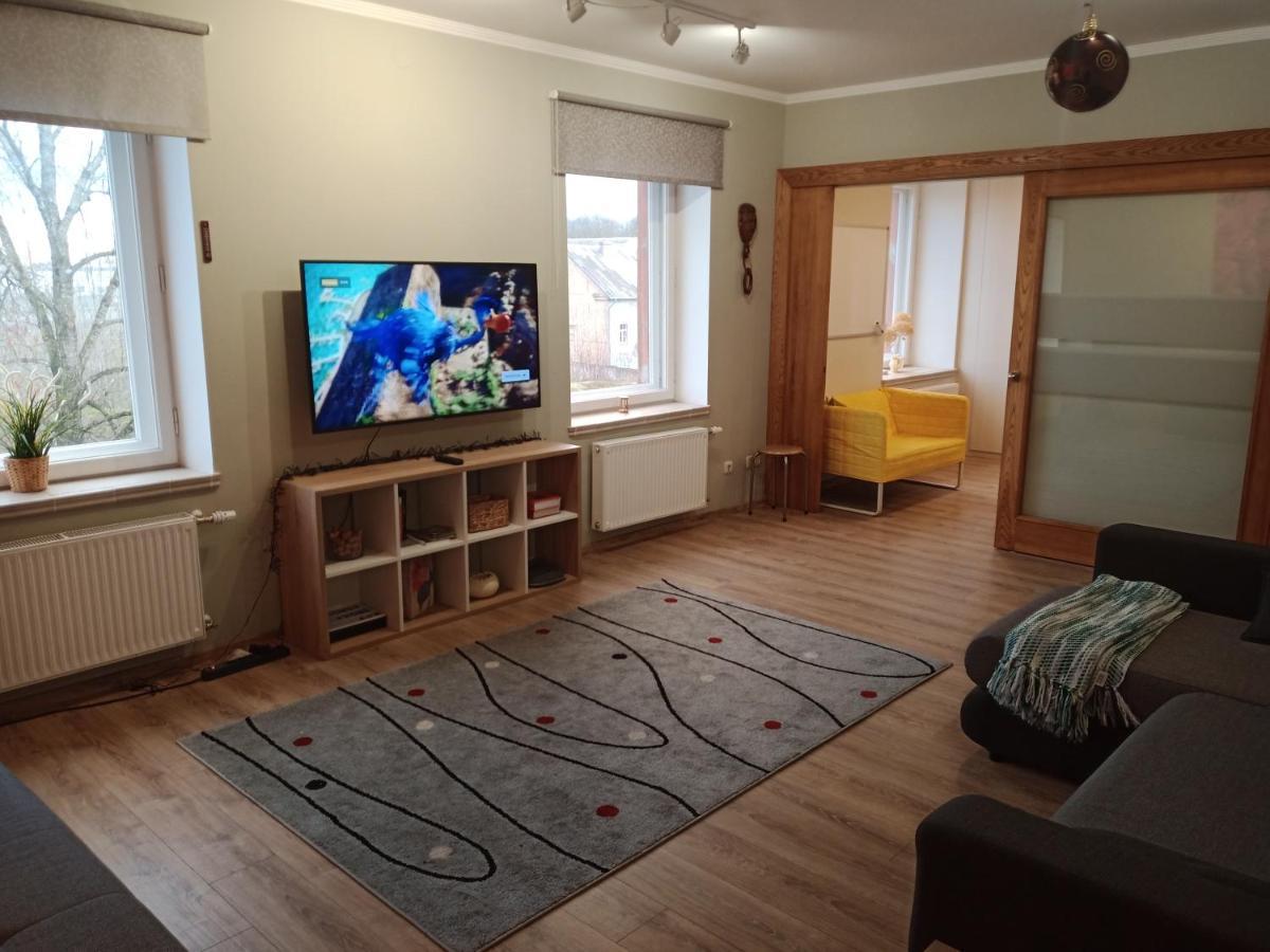 Family Or Group Apartment In Green Center Riga Buitenkant foto